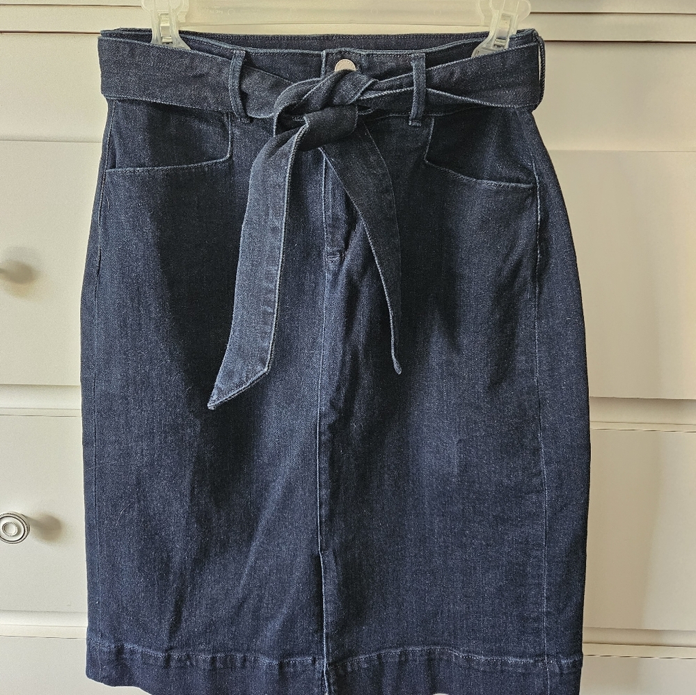 Dark Wash Denim Skirt Size 4